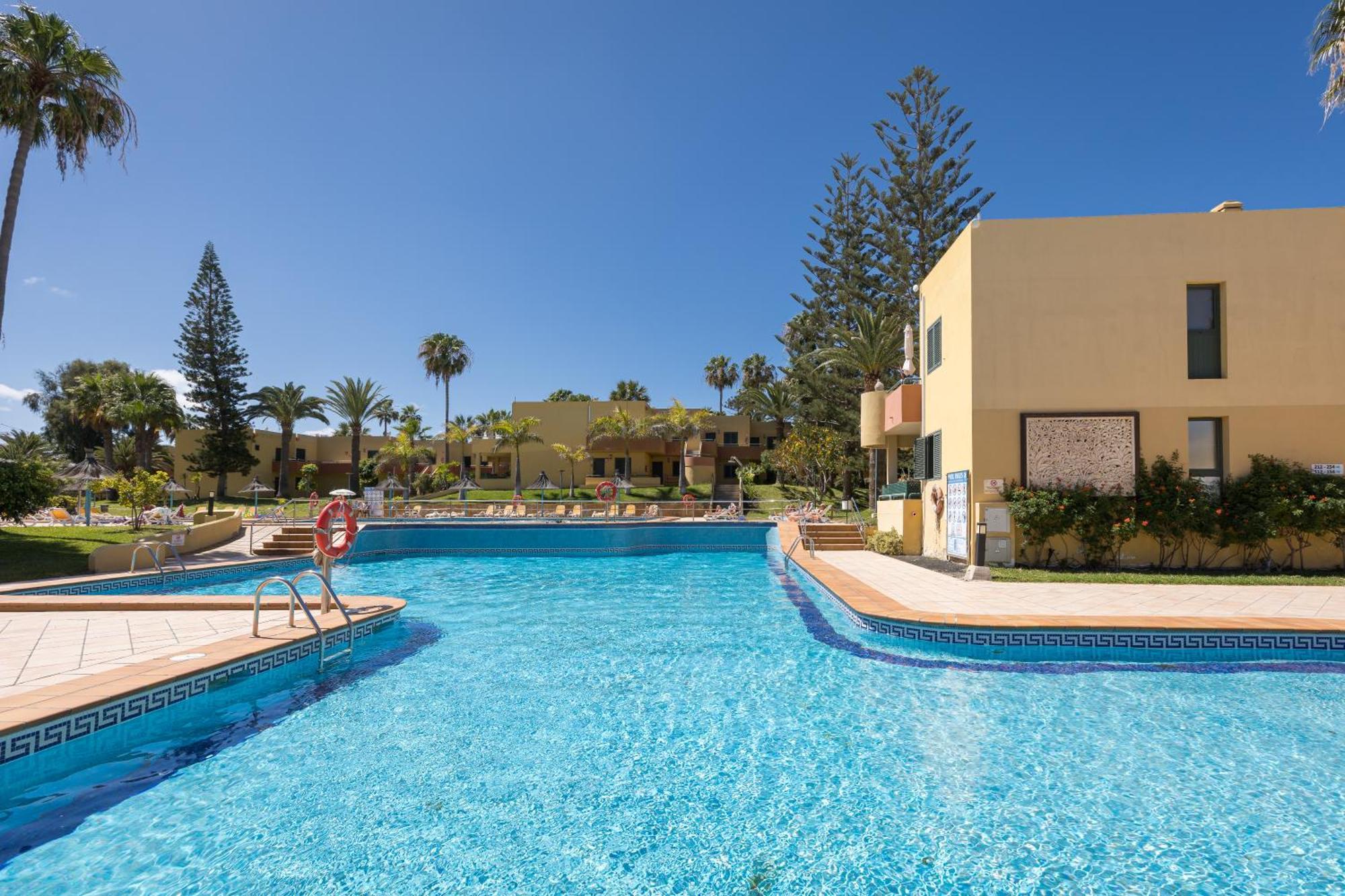 Home2Book Pool & Tennis Court Cozy Apt, Corralejo Exteriör bild