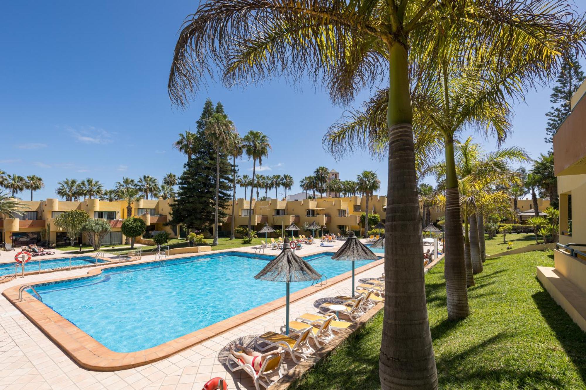 Home2Book Pool & Tennis Court Cozy Apt, Corralejo Exteriör bild