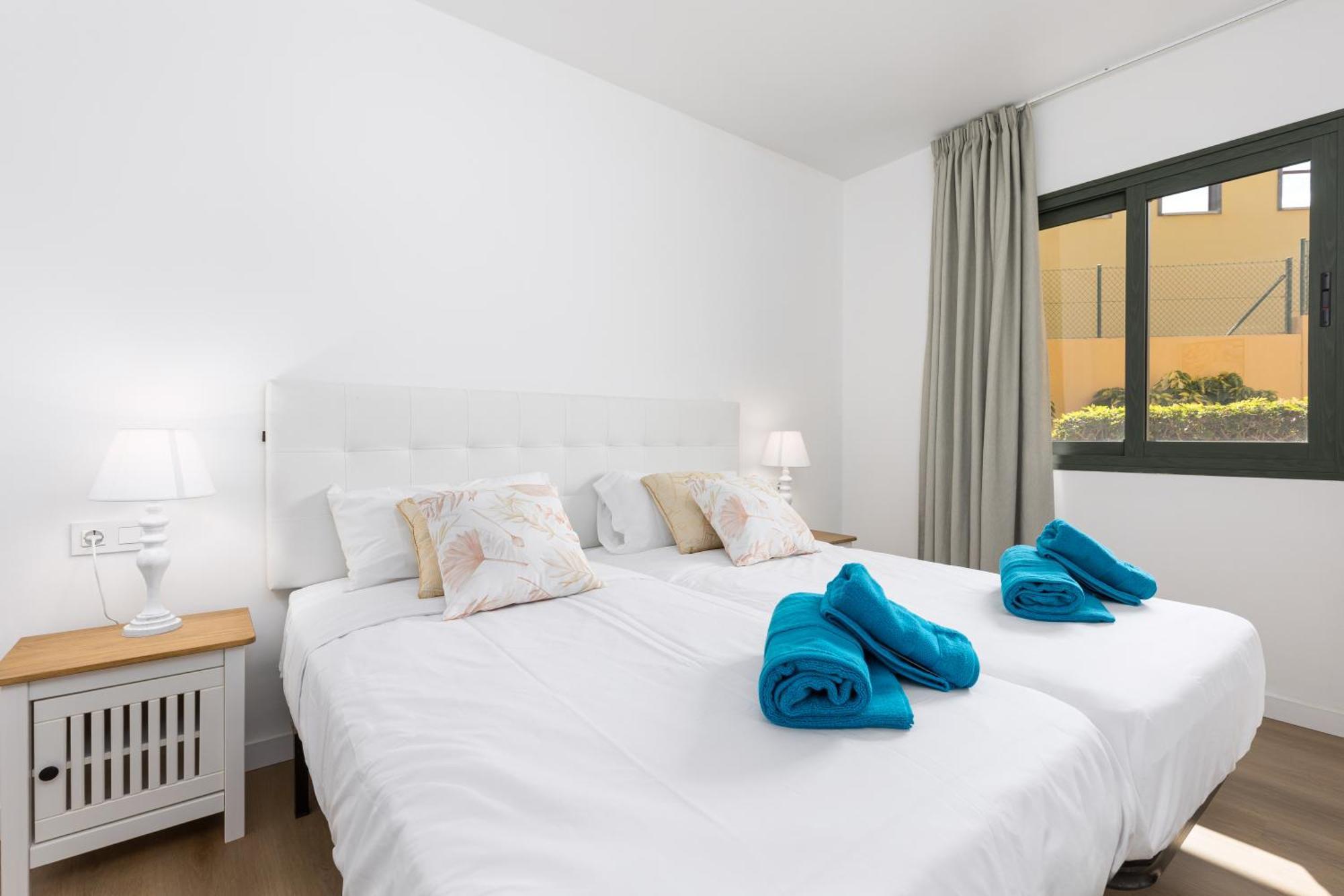 Home2Book Pool & Tennis Court Cozy Apt, Corralejo Exteriör bild